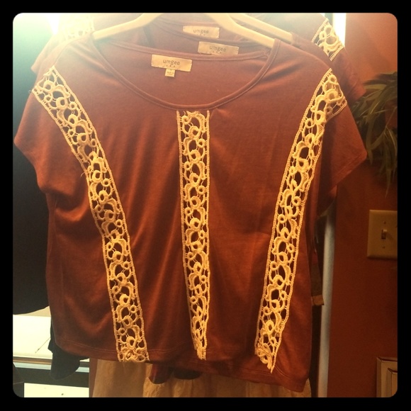 Umgee Lace Crop Tee trendy rust copper NWT croptop - Picture 6 of 6